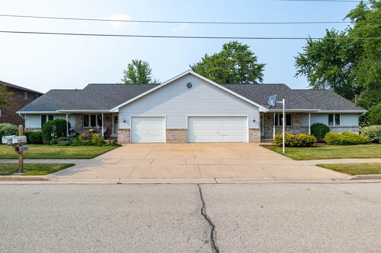 1002 Elm Drive - Photo 1