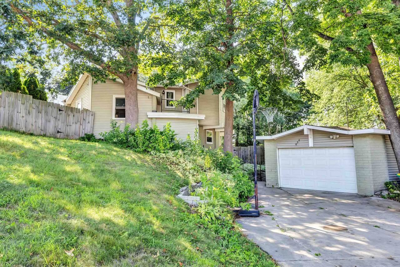 856 Alpine Drive - Photo 1