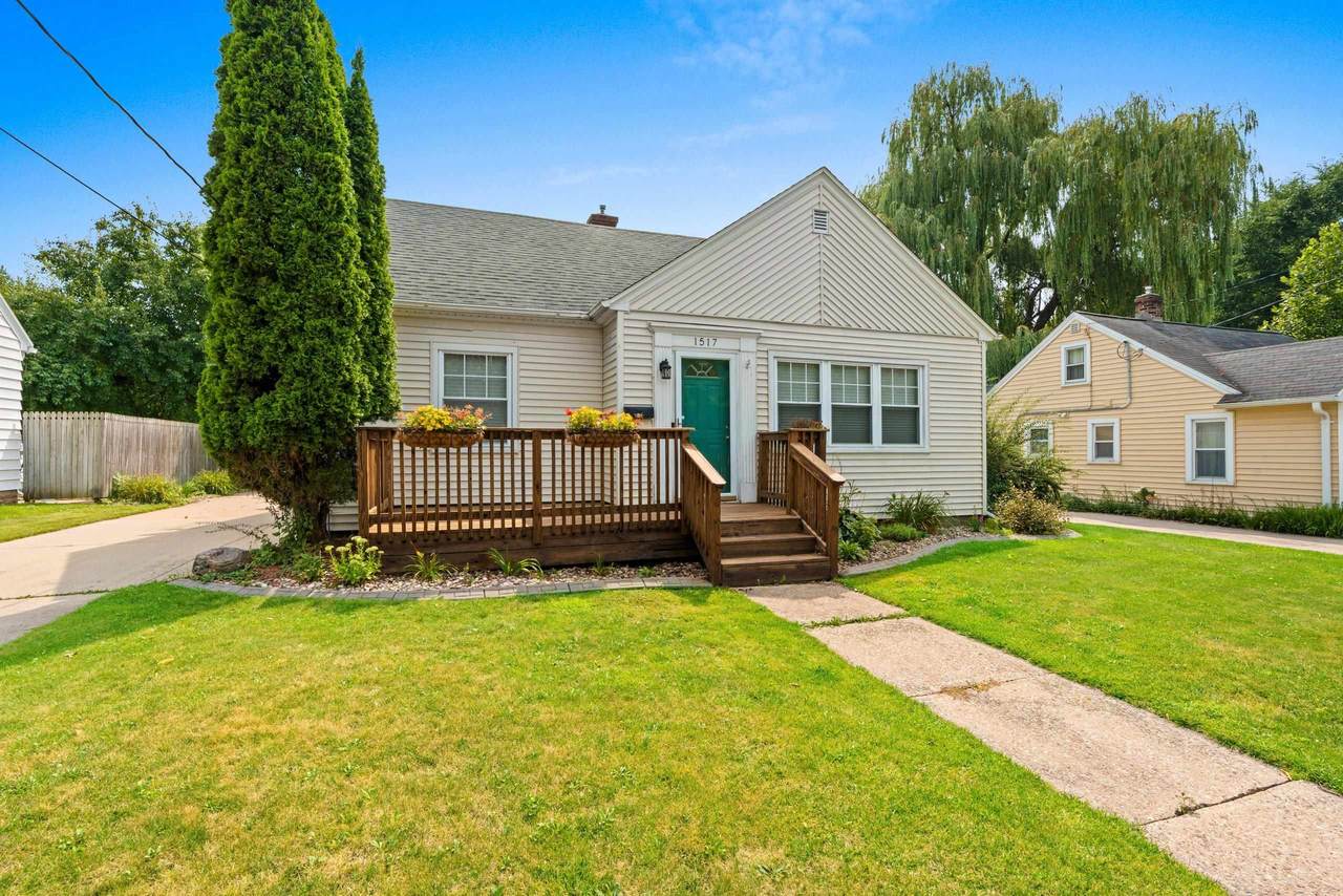 1517 Harris Street - Photo 1