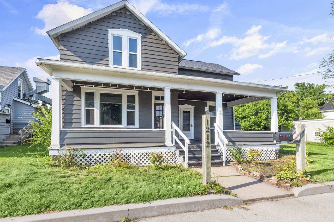1212 17TH Avenue - Photo 1
