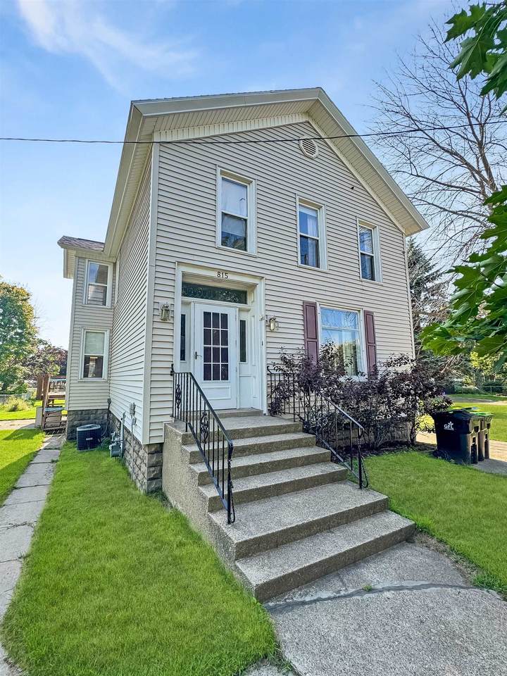 815 2ND Street - Photo 1