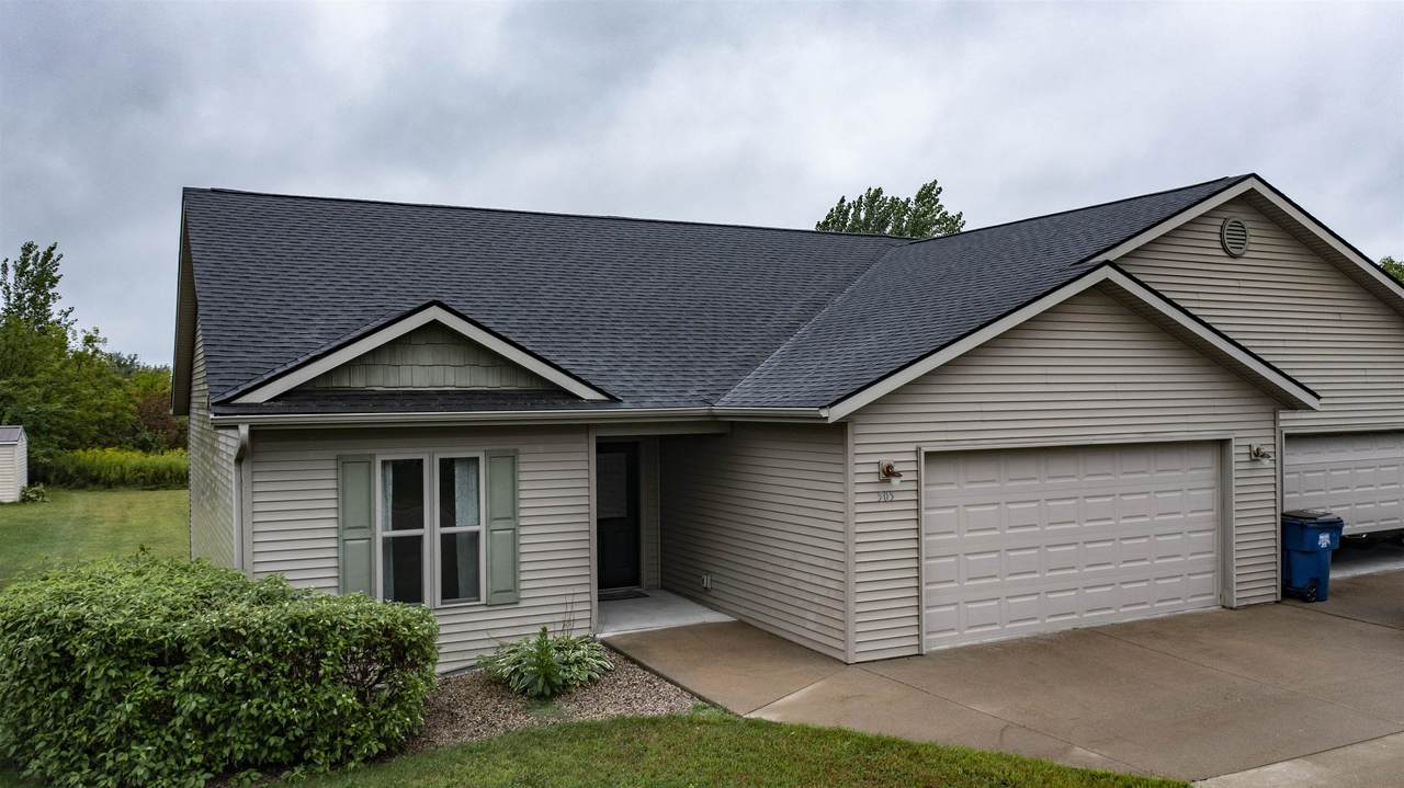 505 Red Tail Drive - Photo 1