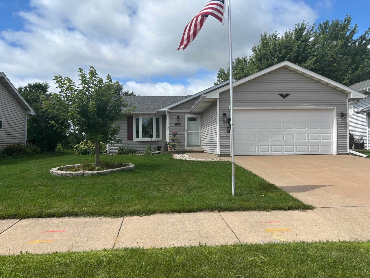 3787 Summerset Way - Photo 1
