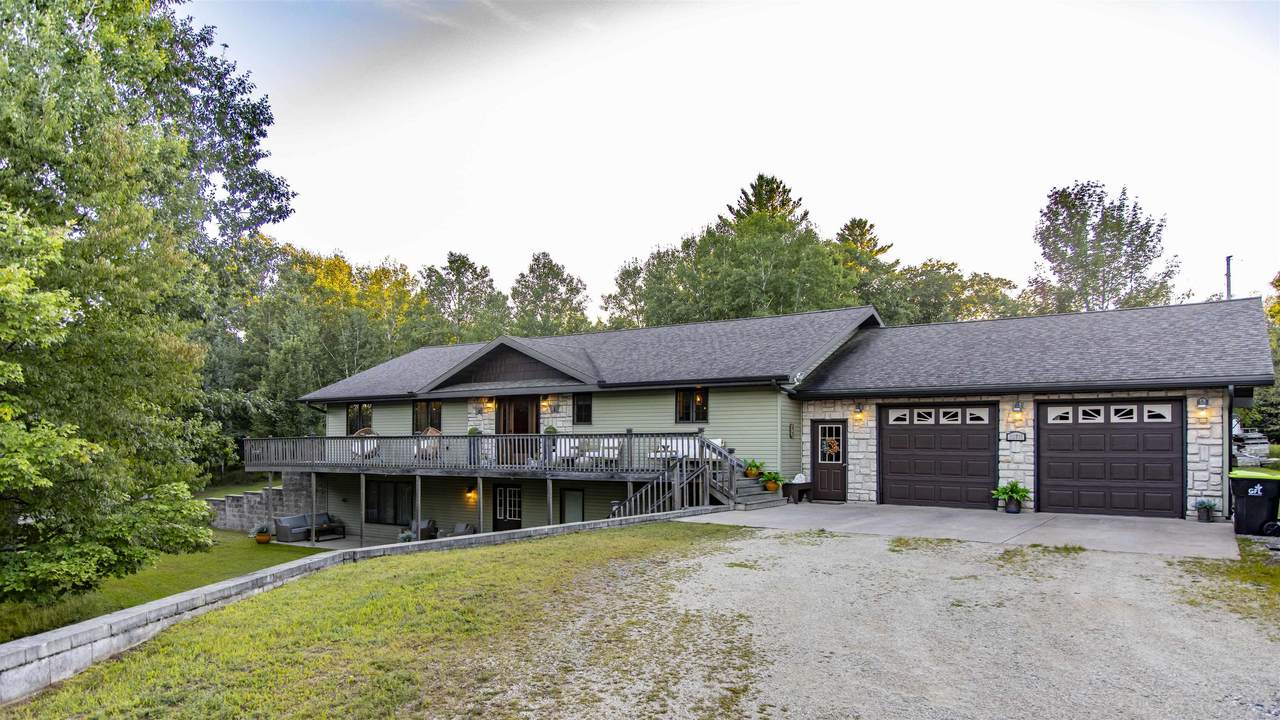 N22791 Carpenter Road - Photo 1