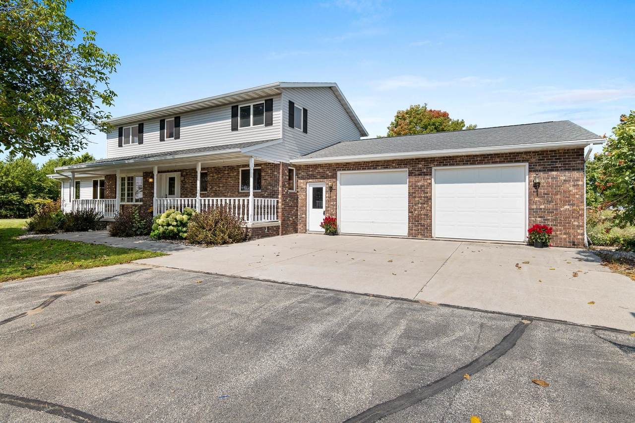 212 Apple Blossom Lane - Photo 1