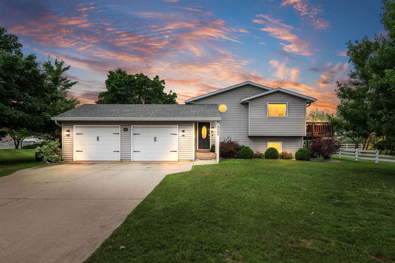 2409 21ST Street - Photo 1