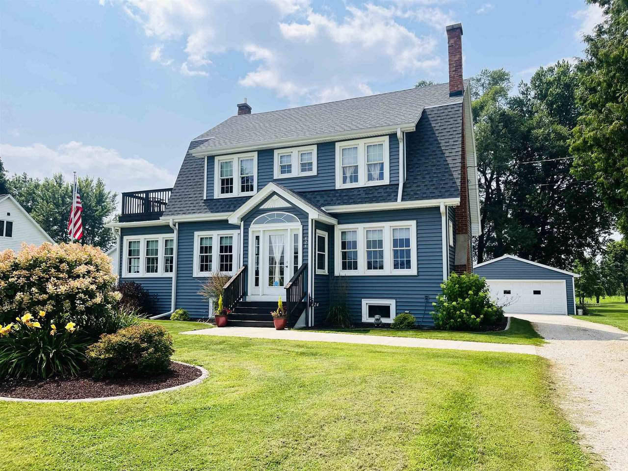 424 Swift Street - Photo 1