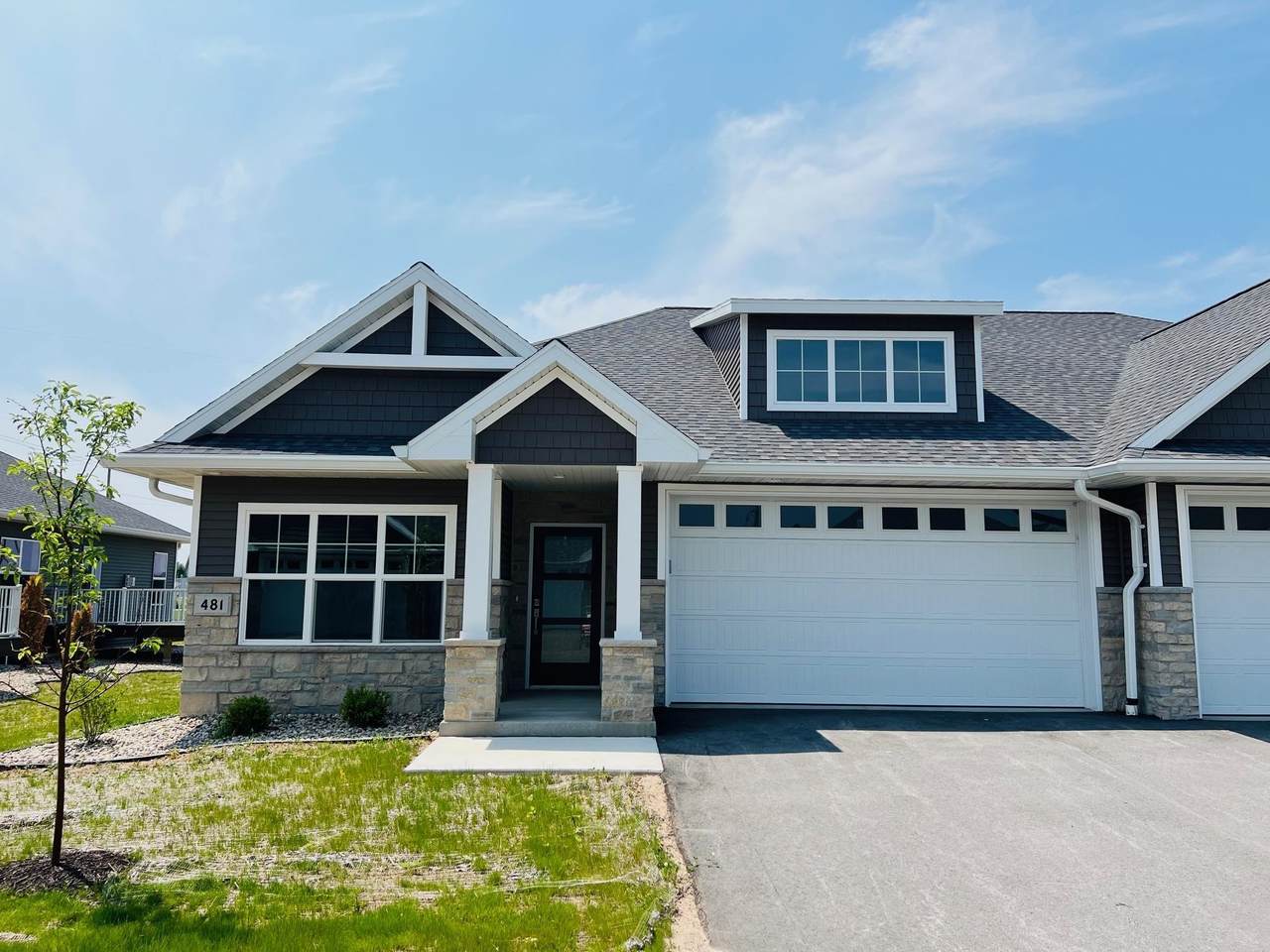 481 Papermill Circle - Photo 1