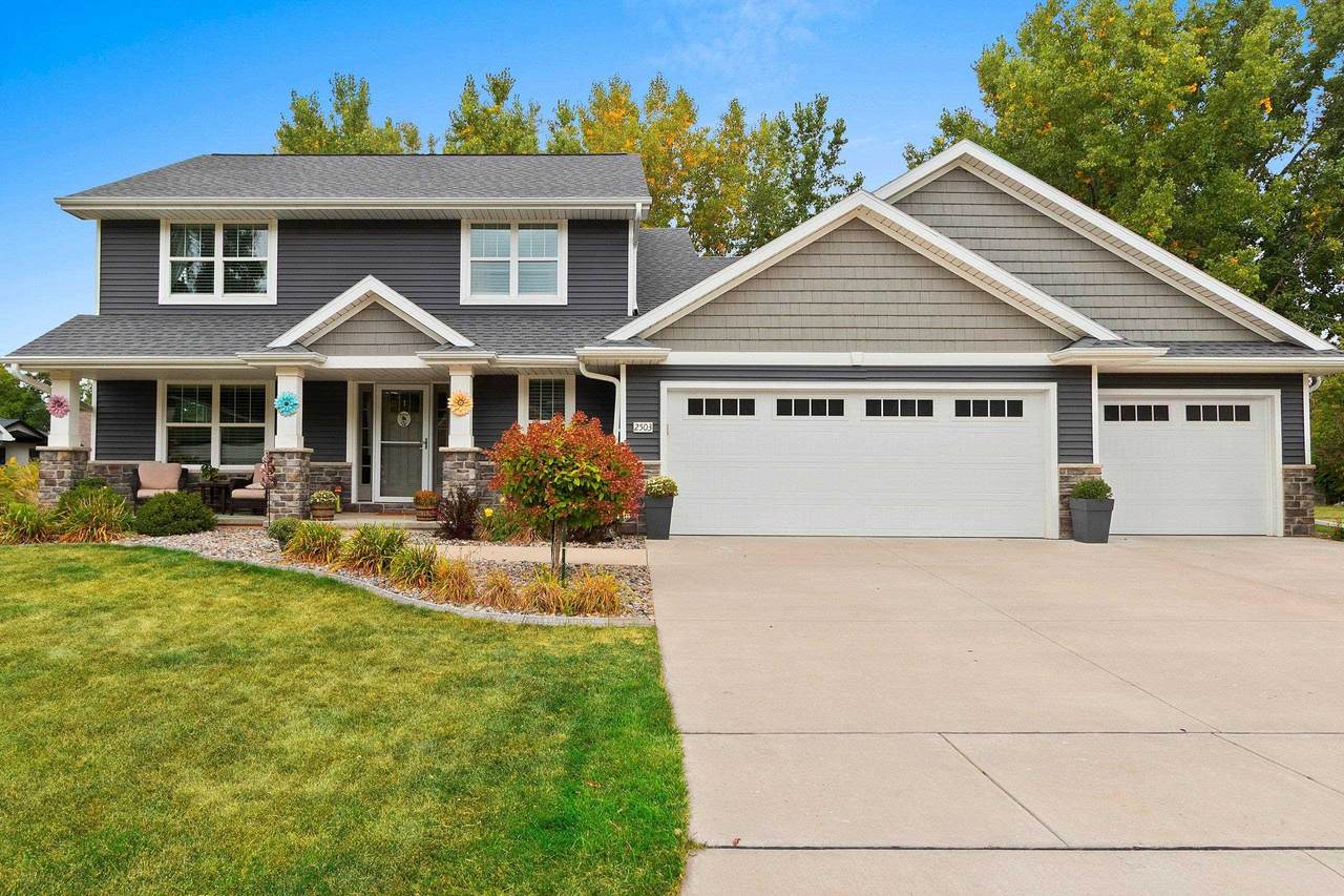 2503 Remington Road - Photo 1