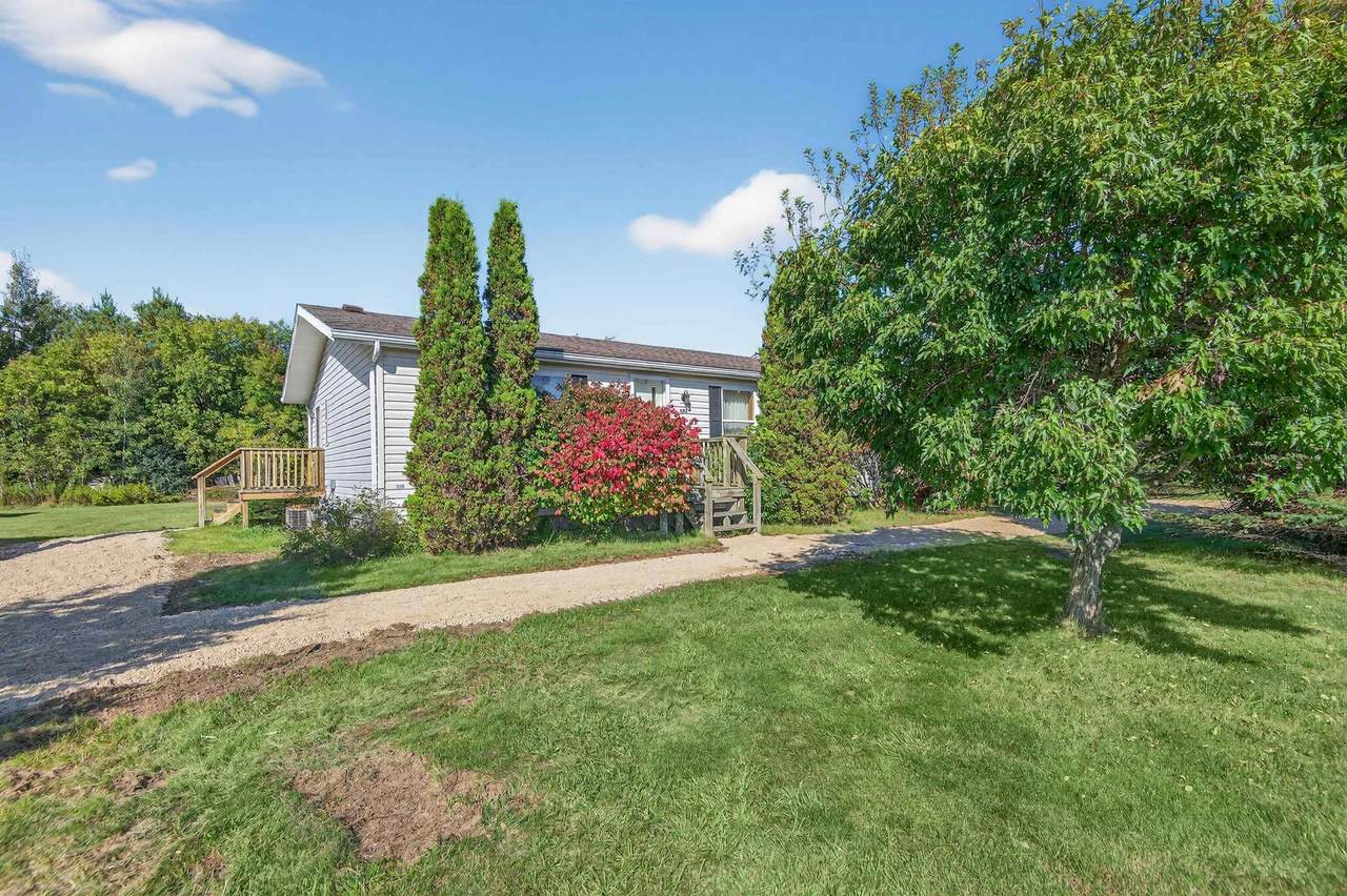 605 Alma Street - Photo 1