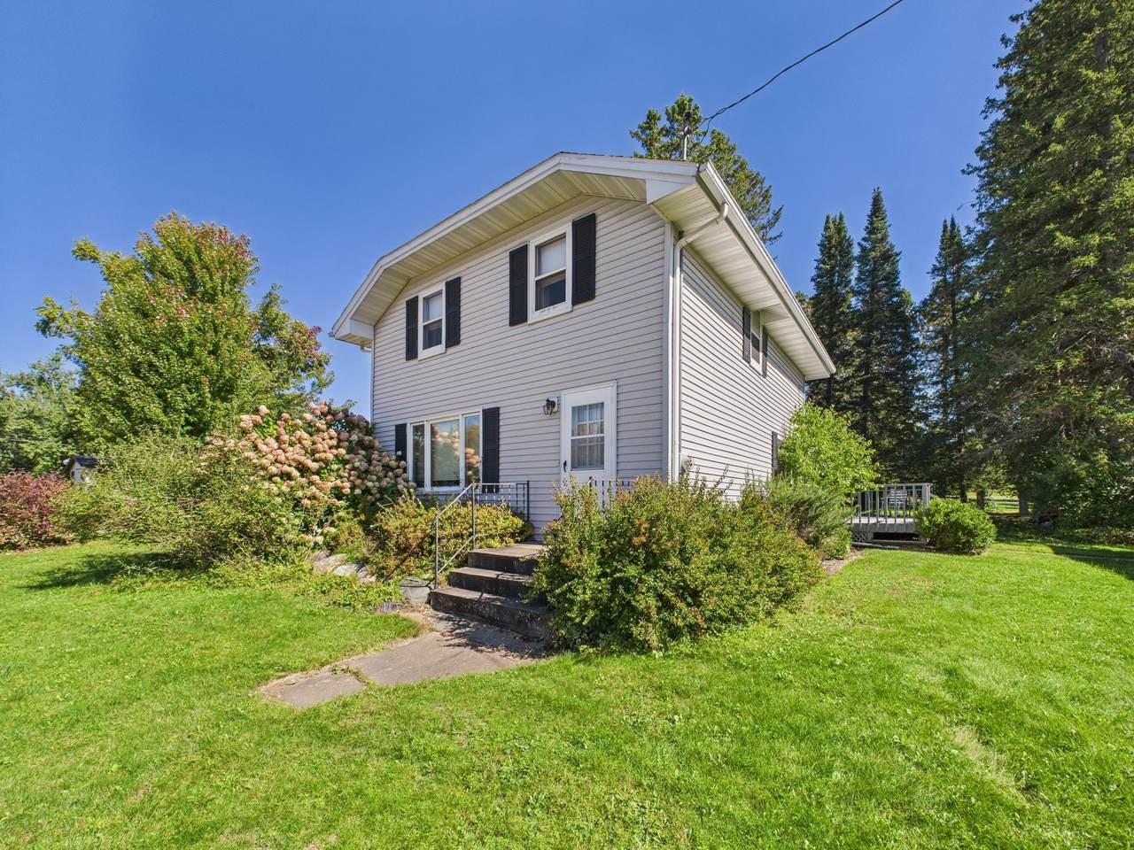 5204 Spruce Street - Photo 1