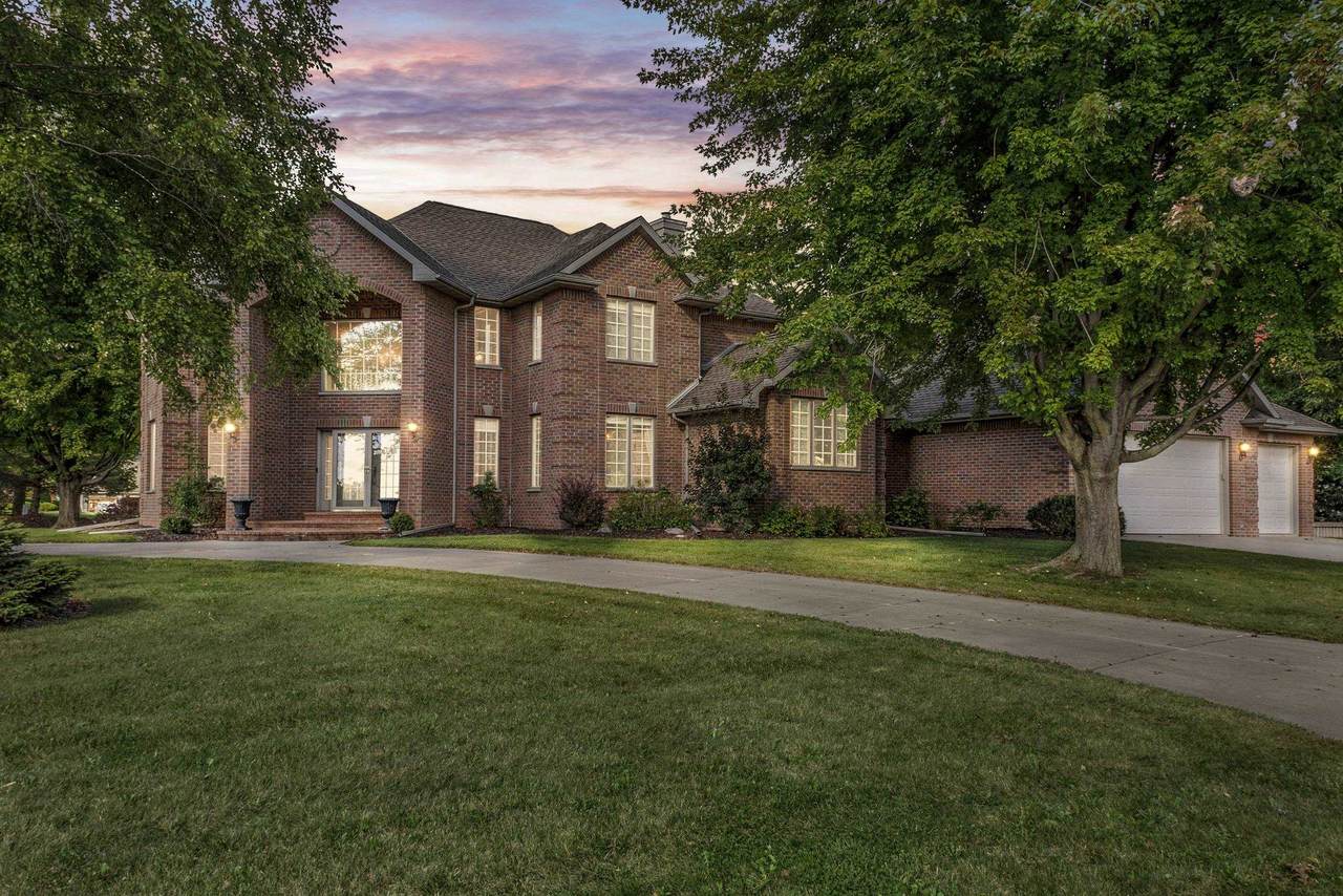 4354 Hilton Head Drive - Photo 1