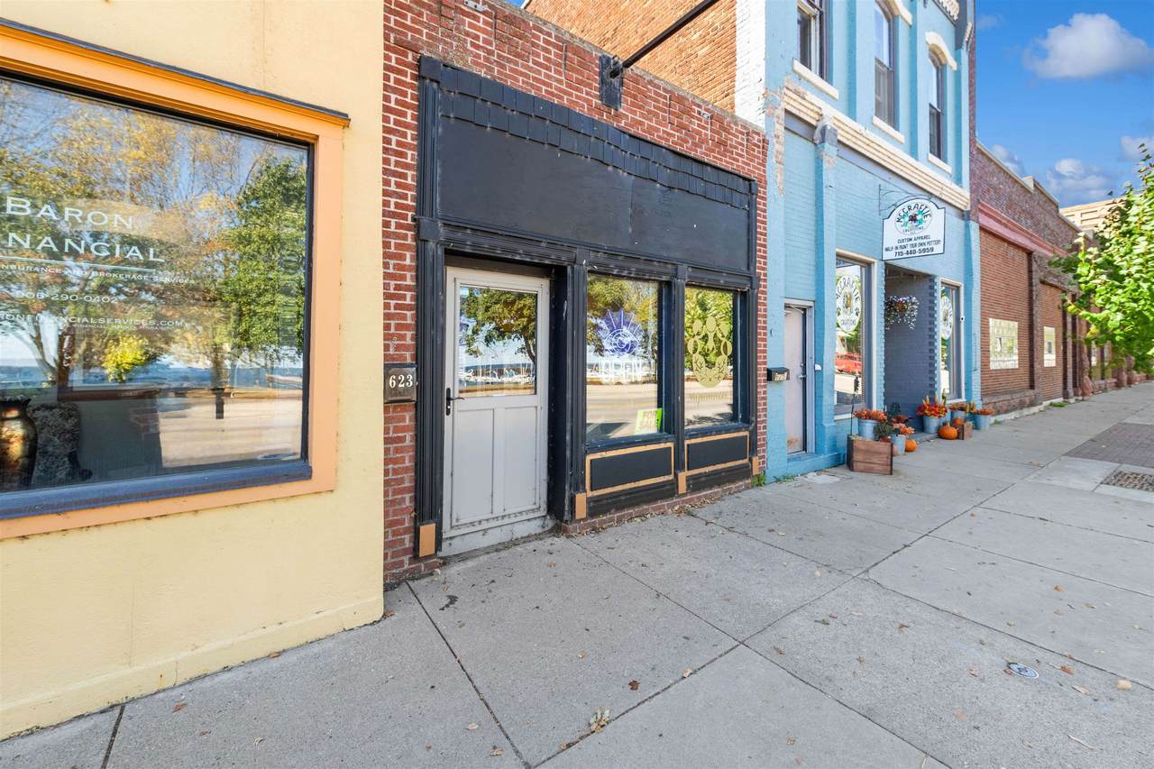 623 1ST Street - Photo 1