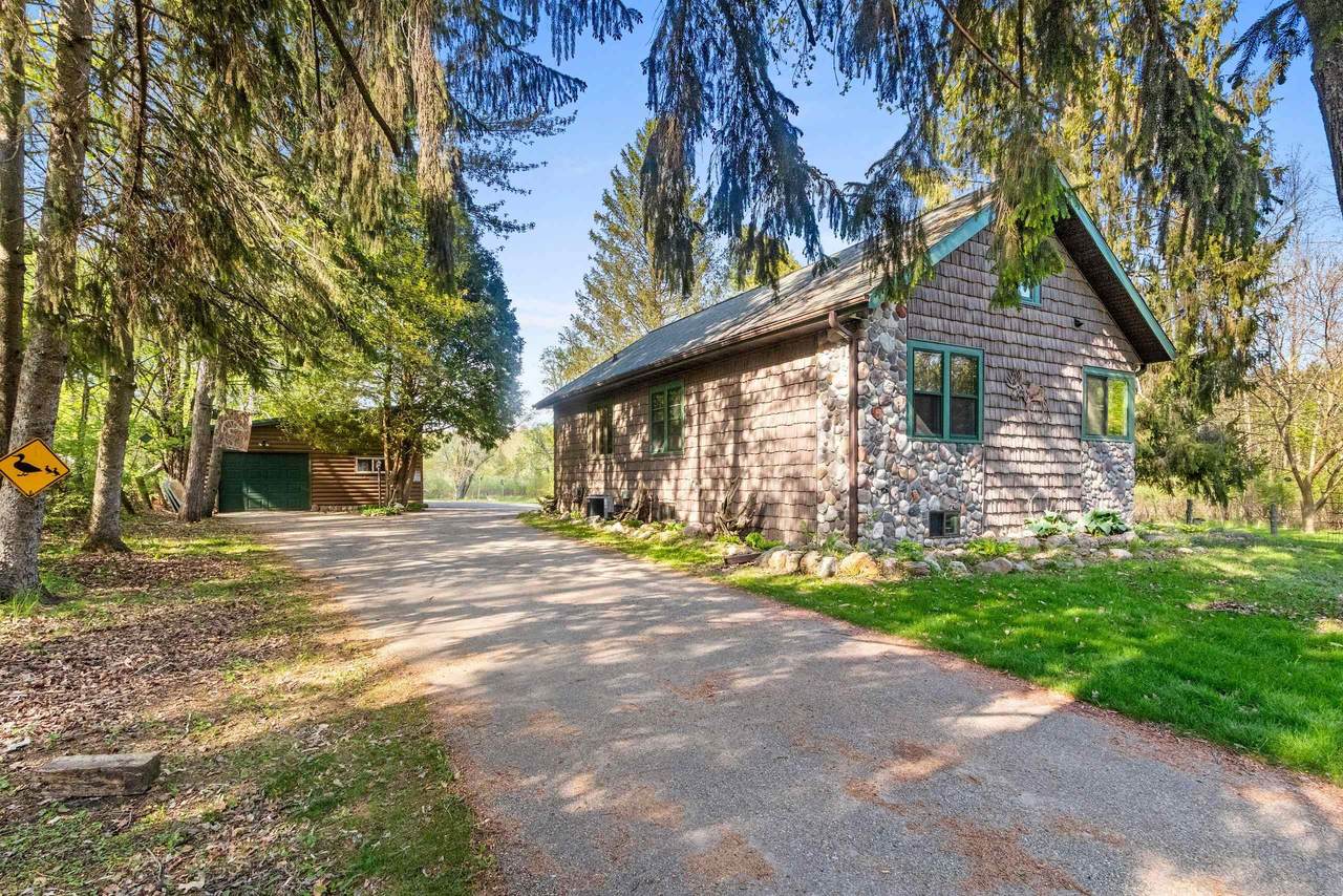 W5424 North Shore Drive - Photo 1