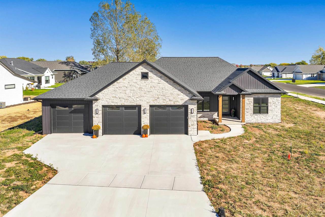 3629 Hank Avenue - Photo 1