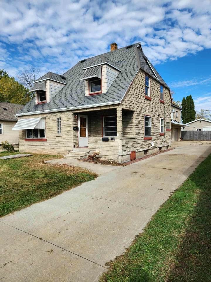 716 Bell Avenue - Photo 1