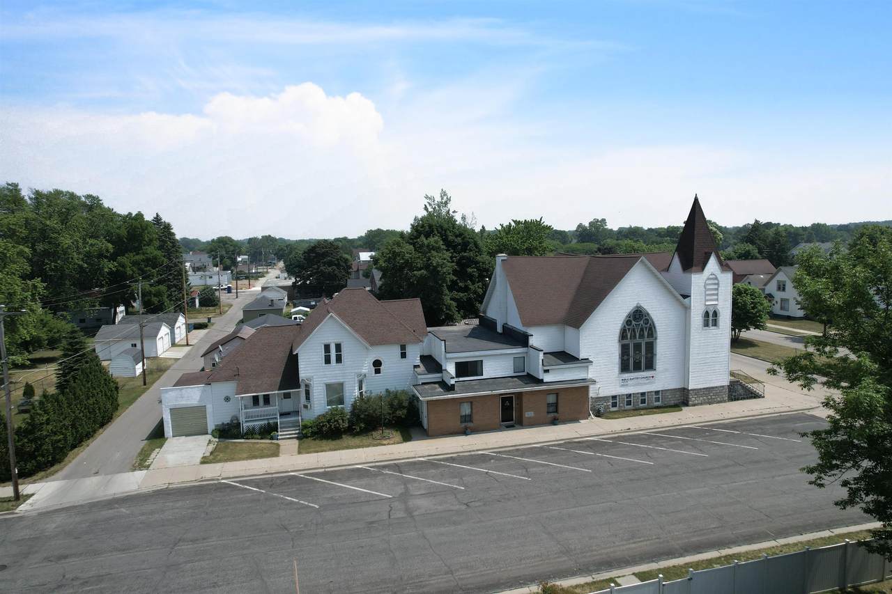 1216 10TH Street - Photo 1