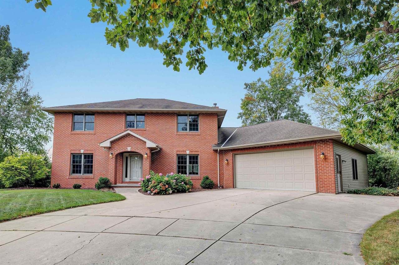 1940 Renaissance Court - Photo 1