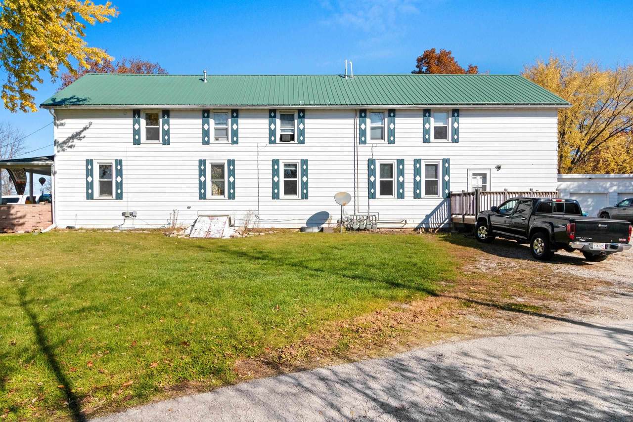 3107 Lost Dauphin Road - Photo 1