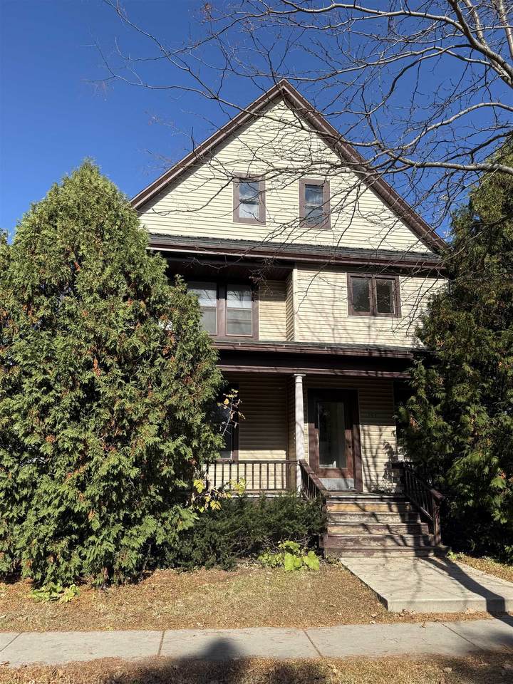 157 6TH Street - Photo 1