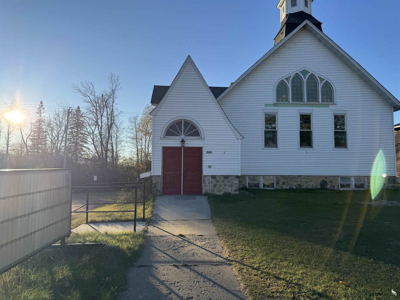 5265 Linden Street - Photo 1