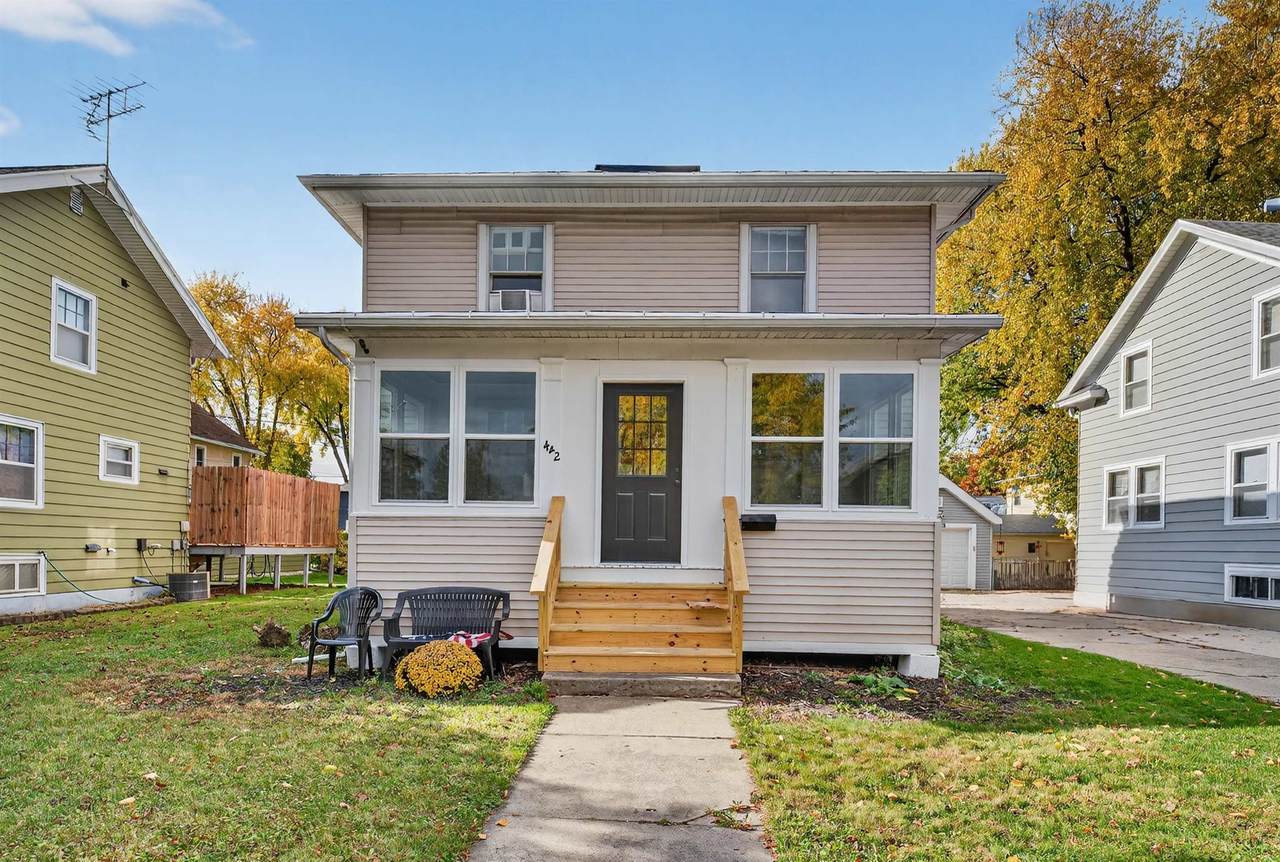 442 Park Avenue - Photo 1