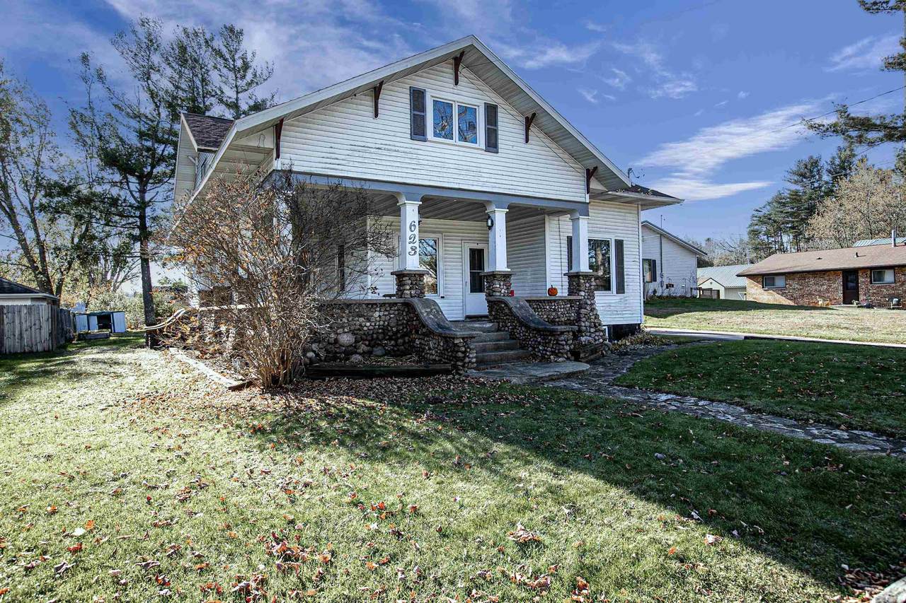 623 Cedar Street - Photo 1