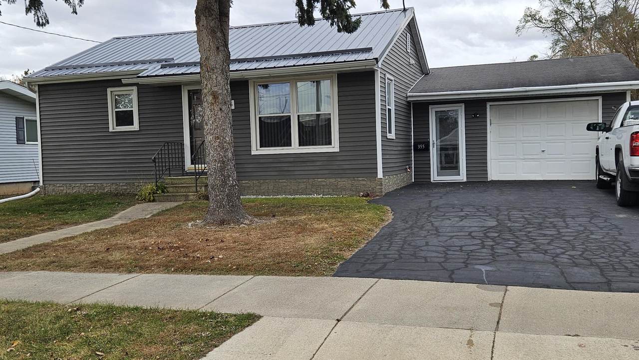 355 Ceresco Street - Photo 1