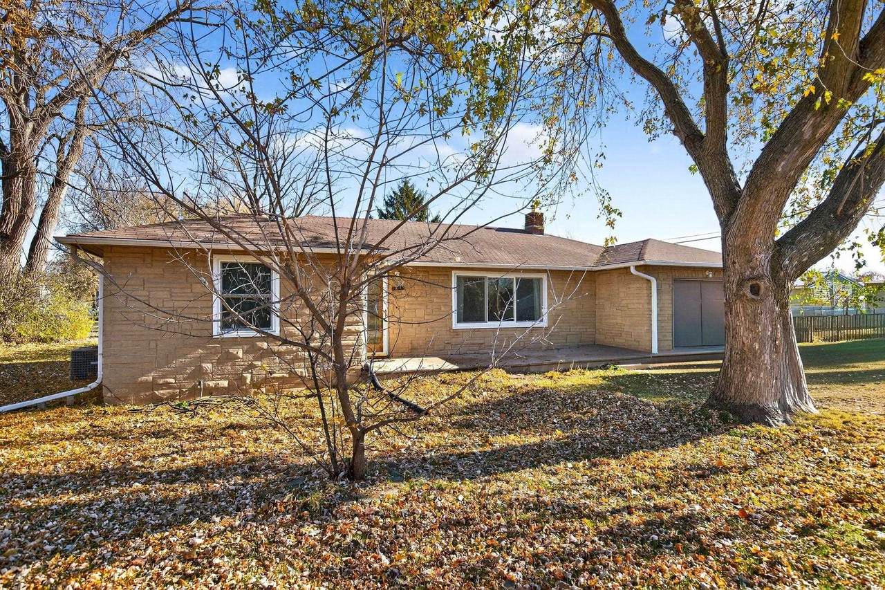 2530 Barbara Avenue - Photo 1