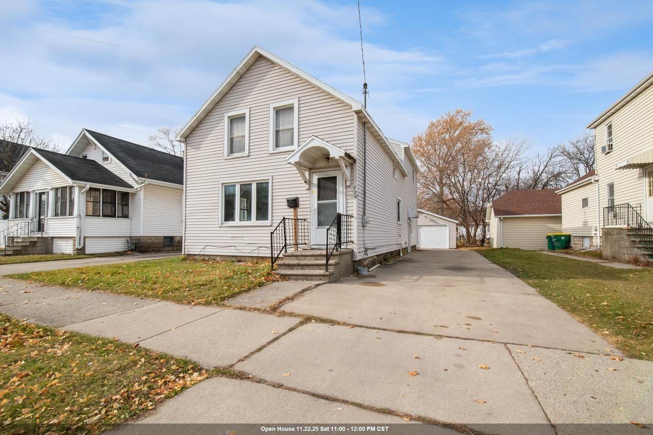 725 Irwin Avenue - Photo 1