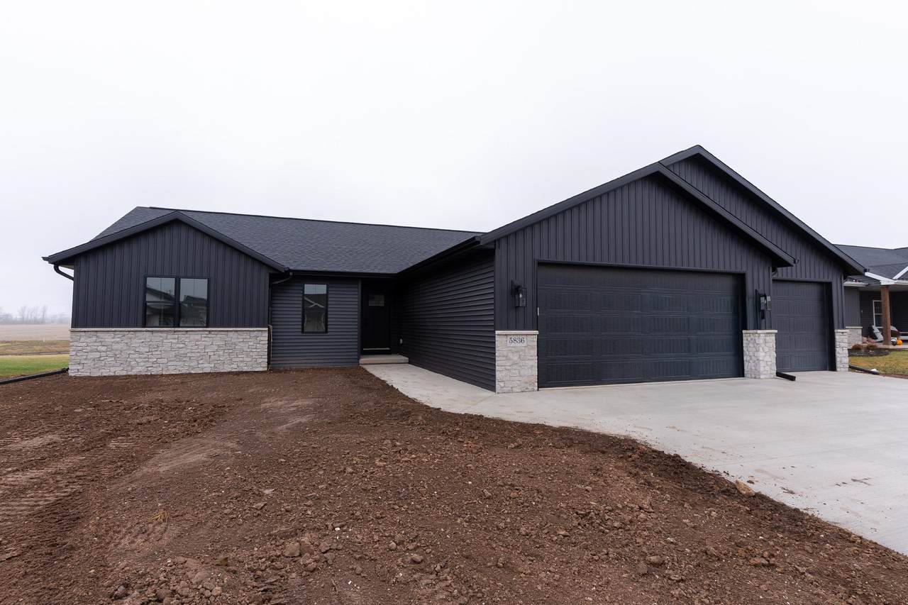 W5836 Edgewood Drive - Photo 1