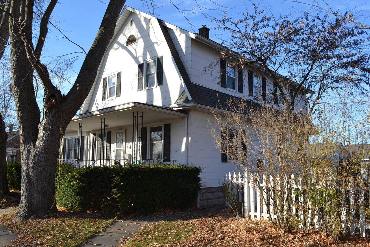 316 Maes Avenue - Photo 1