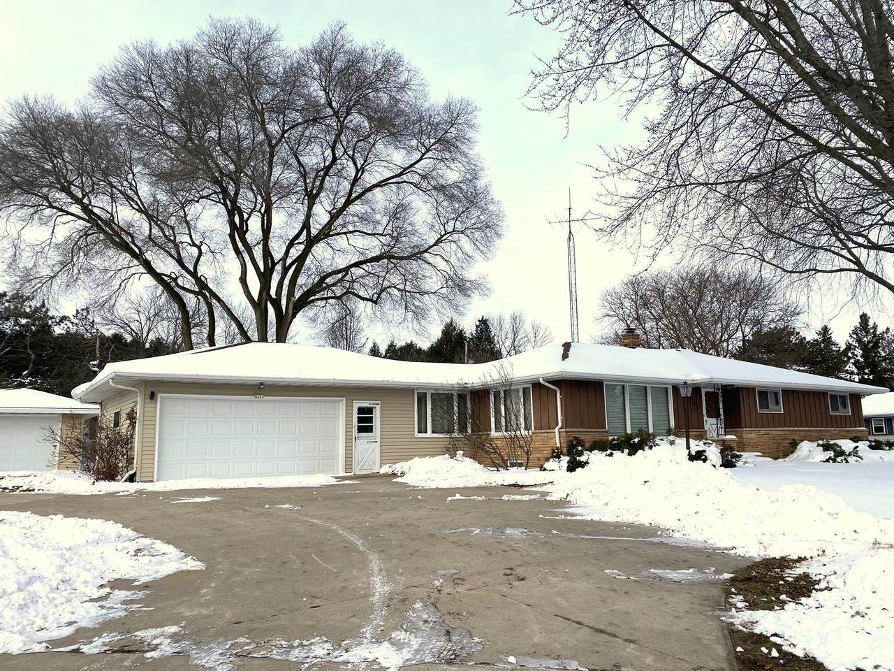 N321 County Rd N - Photo 1