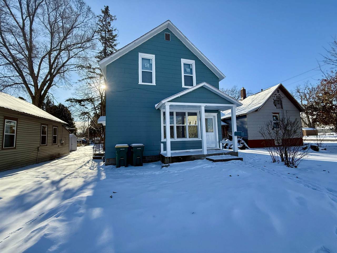 104 Lake Street - Photo 1