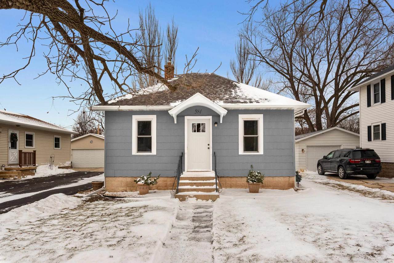 581 Emma Street - Photo 1