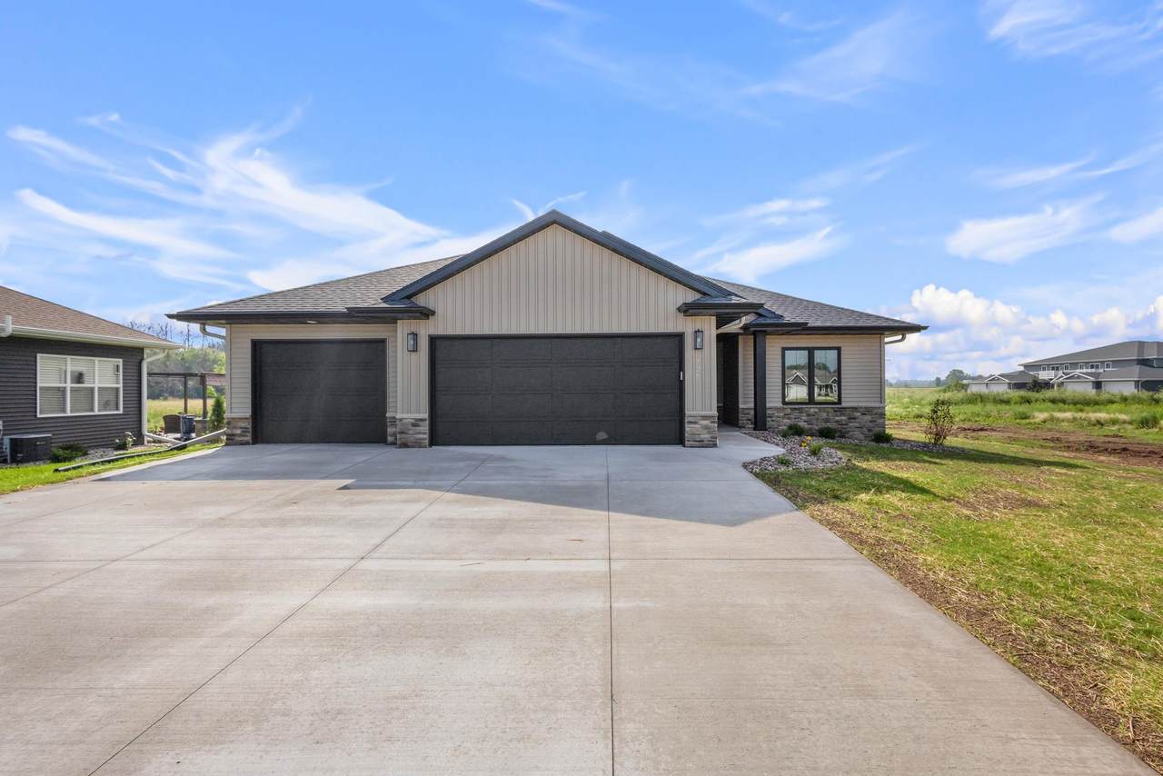 726 Tambour Court - Photo 1