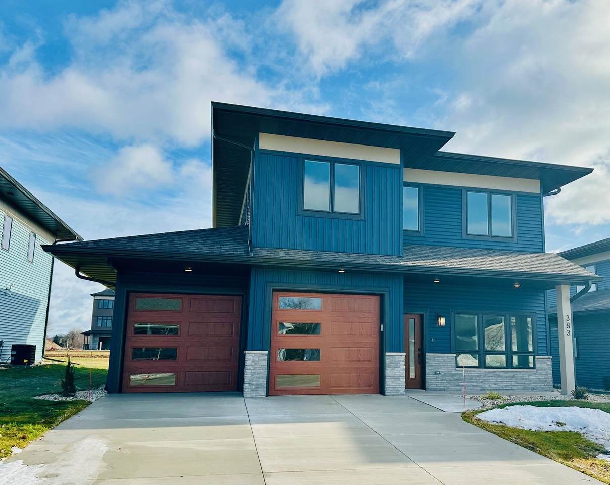 383 Wilson Street - Photo 1