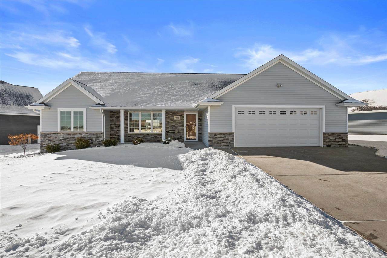 1735 Red Oak Street - Photo 1