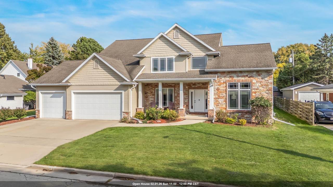 1606 Carver Lane - Photo 1