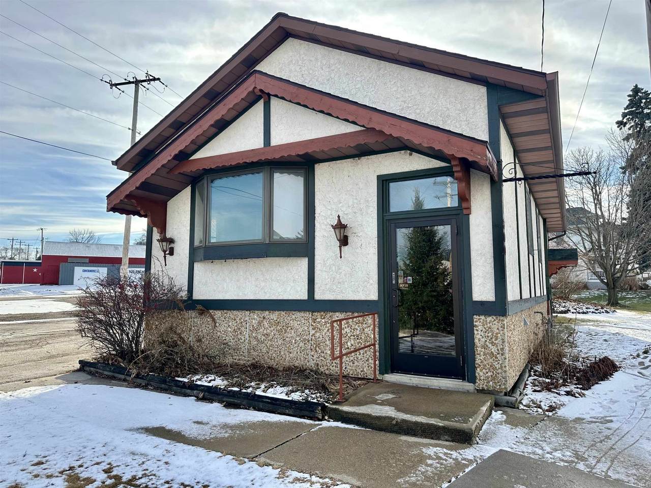 300 Fond Du Lac Street - Photo 1