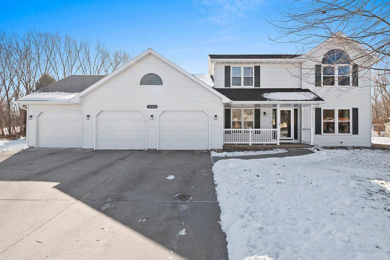 2180 Cumberland Drive - Photo 1