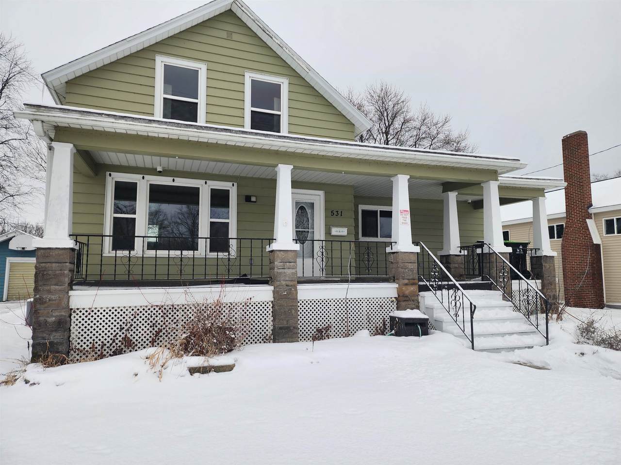 531 6TH Avenue - Photo 1
