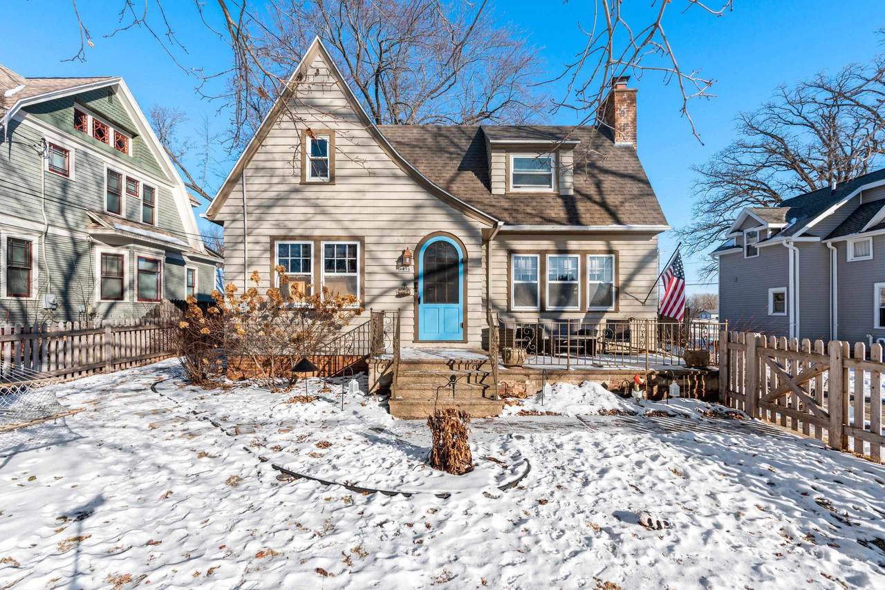 4496 Grandview Road - Photo 1