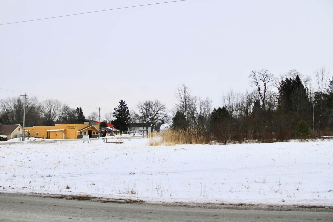 6086 County Road S - Photo 1