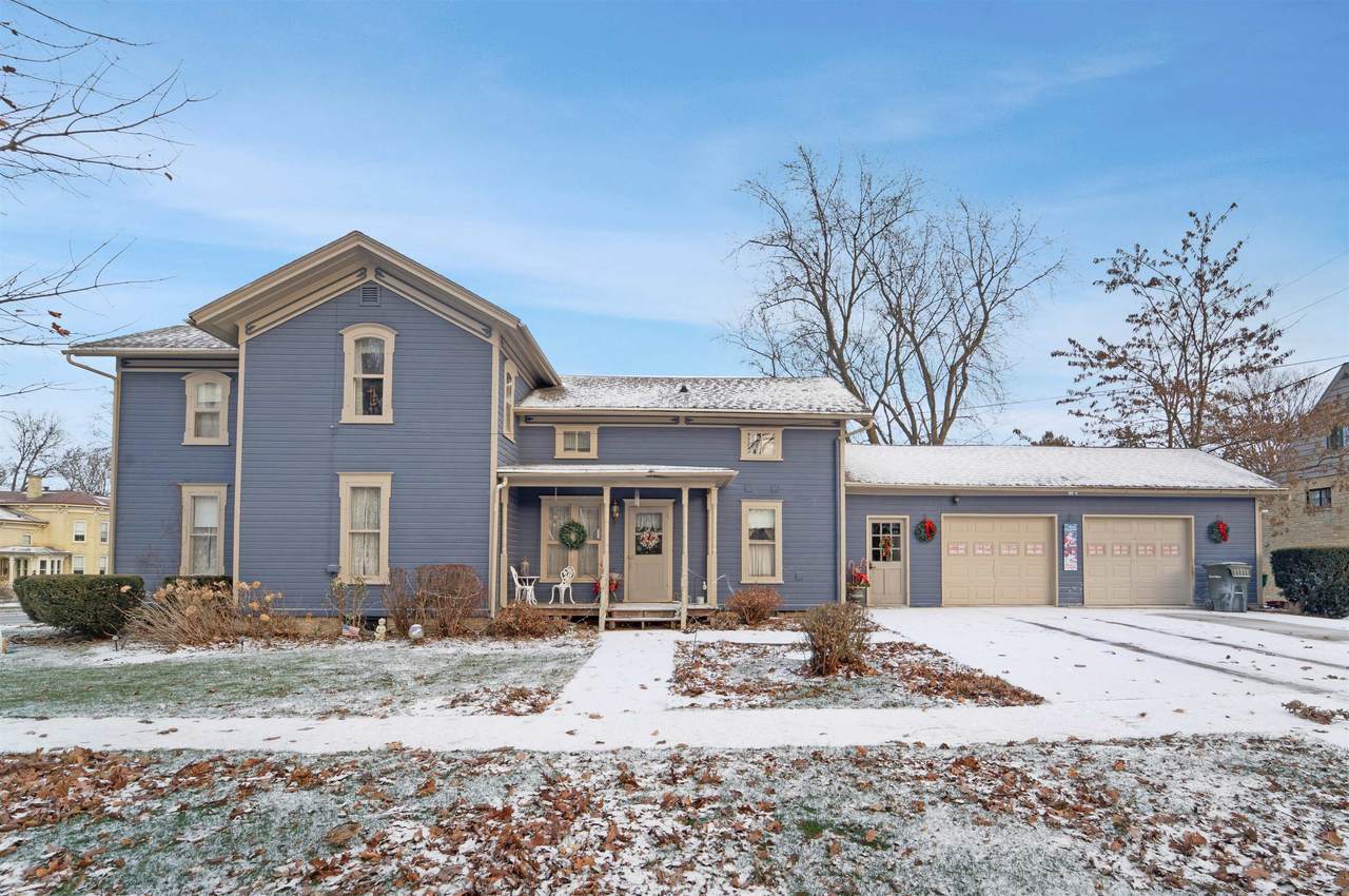 121 Watertown Street - Photo 1