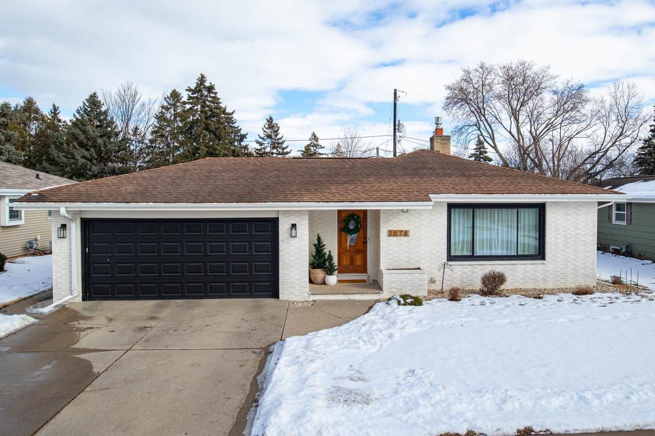 1078 Meadow Lane - Photo 1