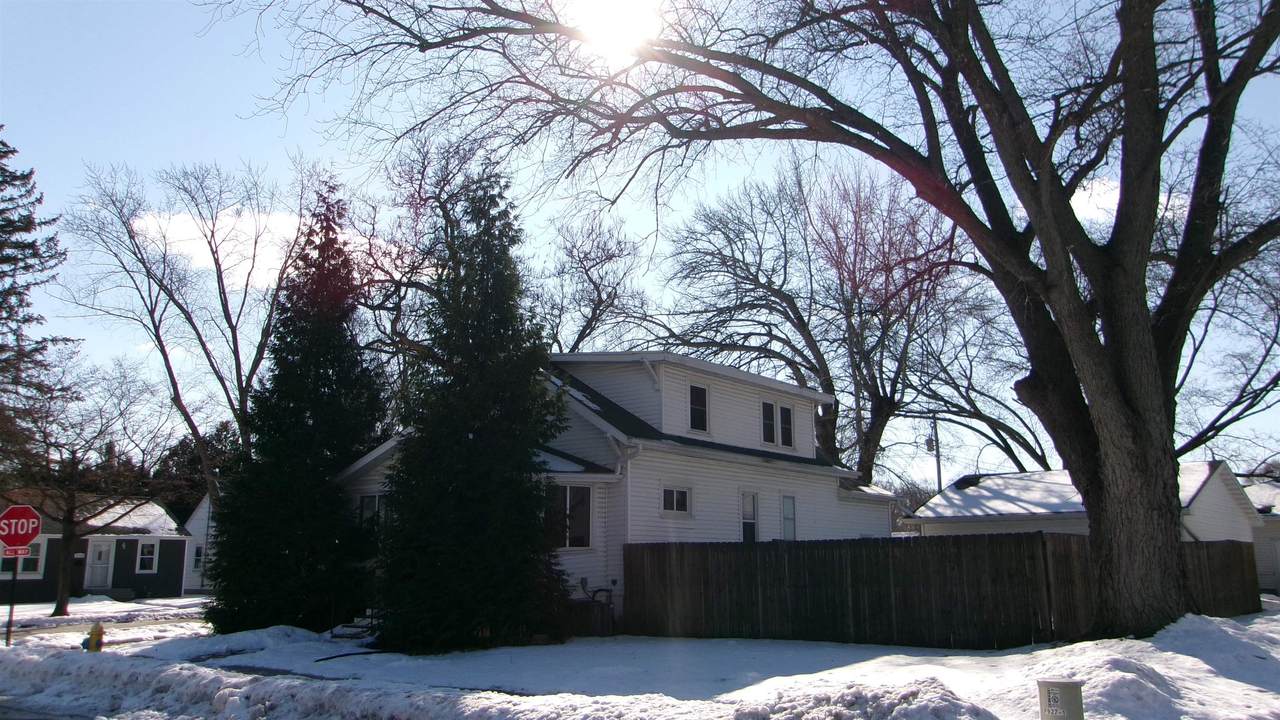921 Liberty Street - Photo 1
