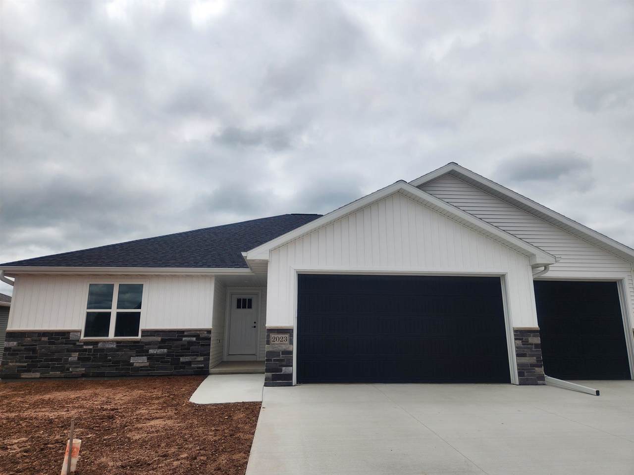 8318 Xavier Drive - Photo 1