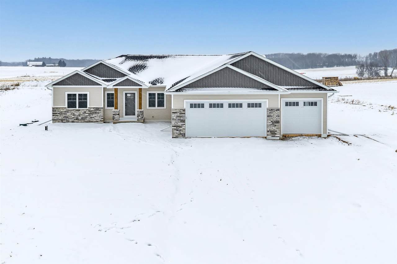 3772 Evelyn Rose Lane - Photo 1