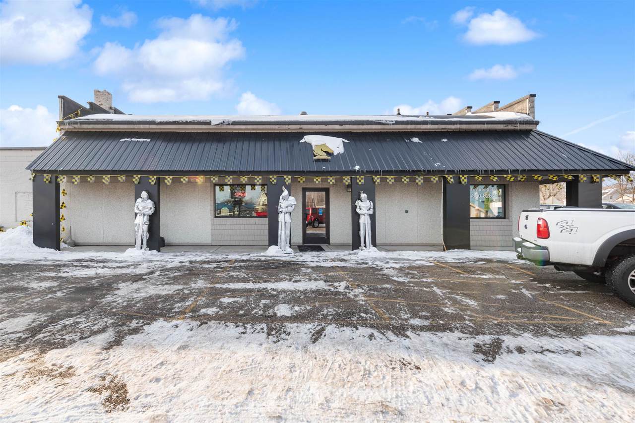 1316 Marinette Avenue - Photo 1